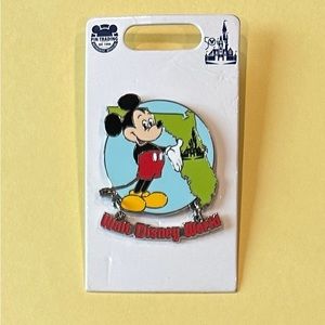 🎀MickeyMouse Brand New Walt DIsney World Florida 50th anniversary Trading Pin🎀